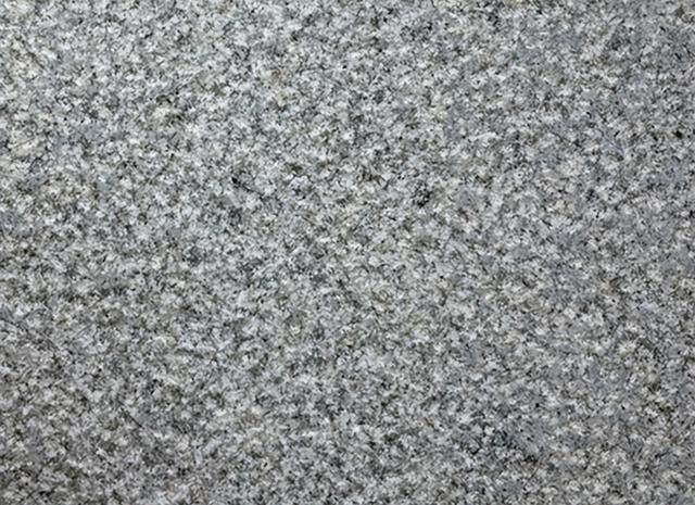 3cm芝麻灰花岗岩价格在芝麻灰石材厂家加工中,为了让其可以有比较好的